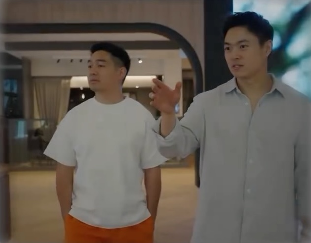 Damien Tan showing a client around a property